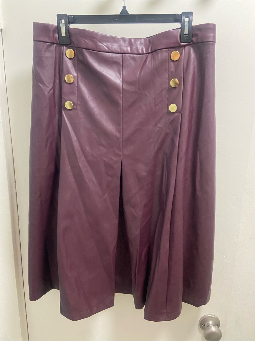 Liz Claiborne Faux Leather A-Line Skirt in Plum with Gold Buttons